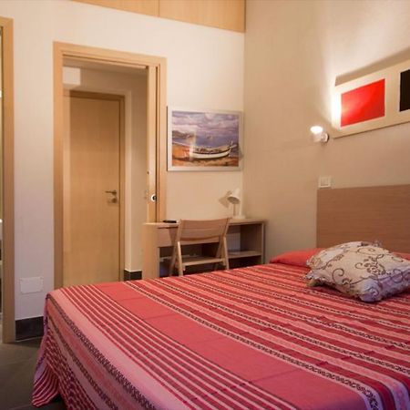 La Sella Del Diavolo Hostal Cagliari Exterior foto