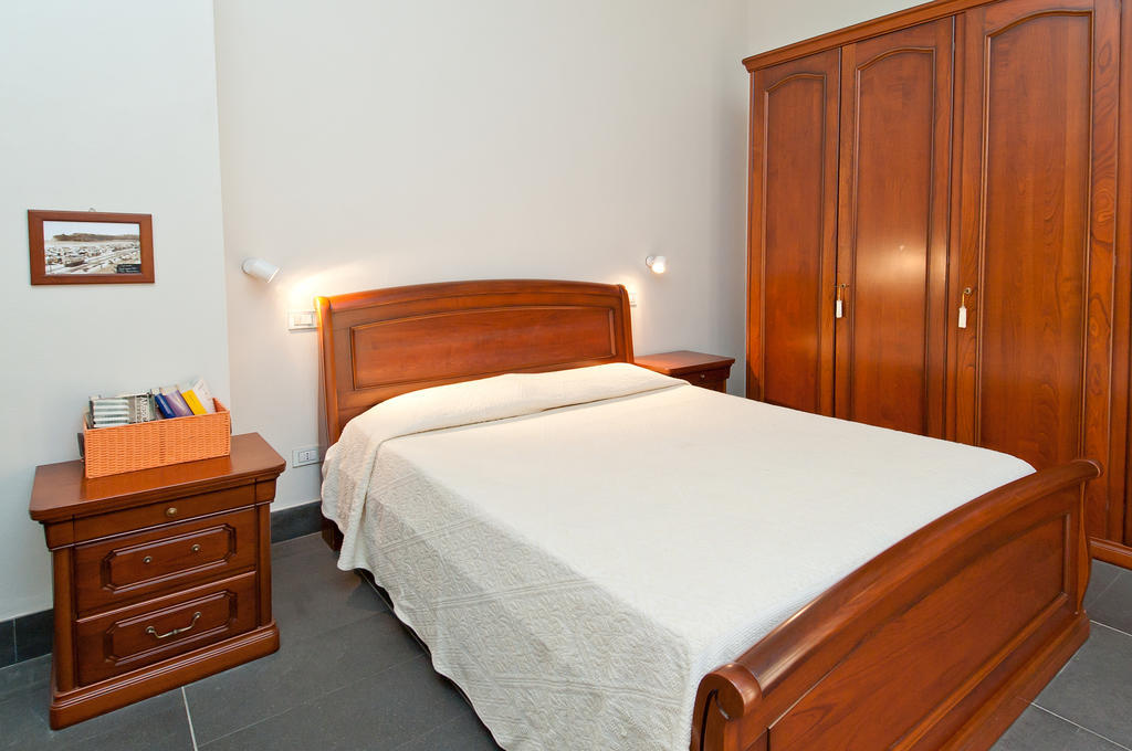 La Sella Del Diavolo Hostal Cagliari Exterior foto